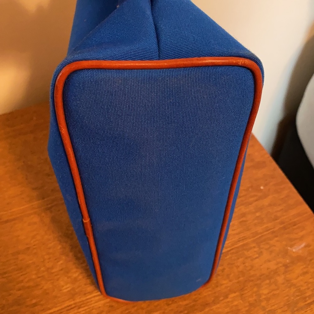 EUC Dooney Crossbody - Picture 6 of 8